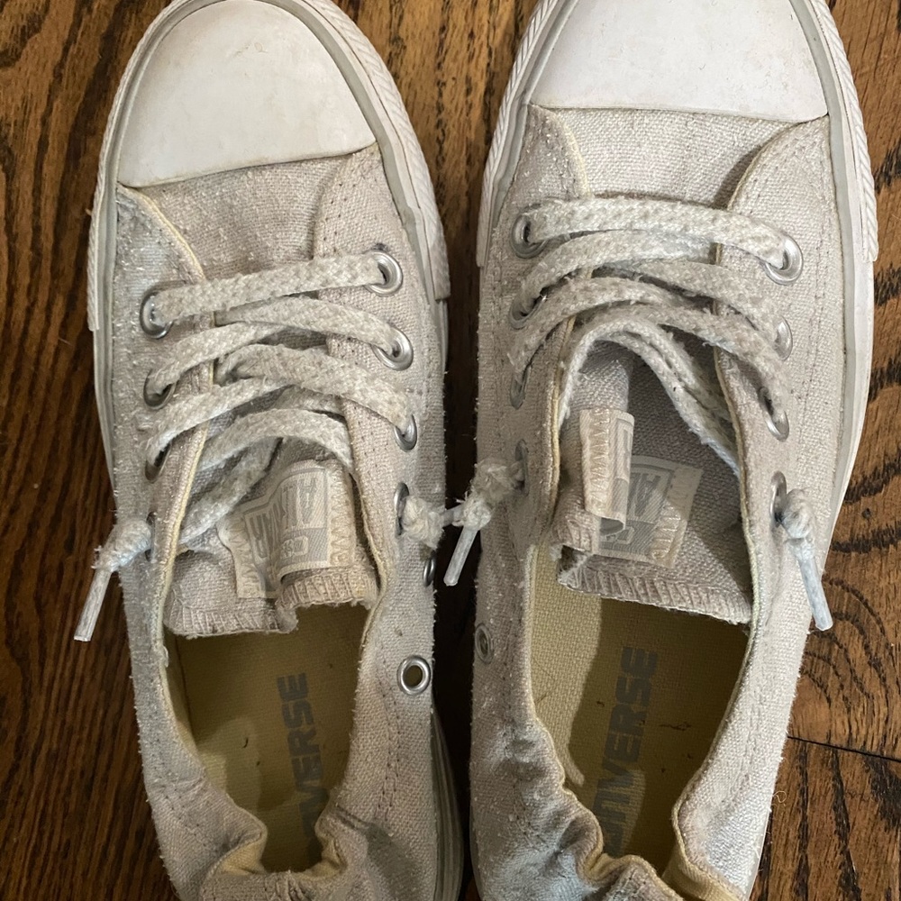 Converse size 6